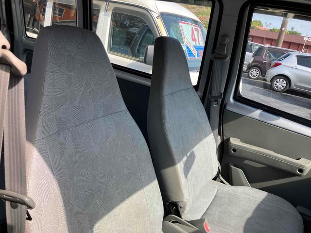 ミニキャブバン ＣＤ　４ＷＤ　軽バン　オートマ車　両側スライドドア　エアコン　パワーステアリング　運転席エアバッグ　最大積載量３５０ｋｇ（47枚目）