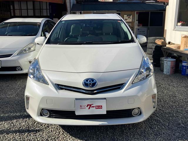 プリウスアルファ Ｓ　ＥＴＣ　バックカメラ　ナビ　アルミホイール　オートライト　スマートキー　電動格納ミラー　ＣＶＴ　盗難防止システム　衝突安全ボディ　ＡＢＳ　エアコン　パワーステアリング　パワーウィンドウ（11枚目）