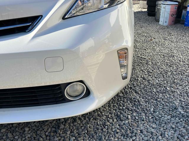 プリウスアルファ Ｓ　ＥＴＣ　バックカメラ　ナビ　アルミホイール　オートライト　スマートキー　電動格納ミラー　ＣＶＴ　盗難防止システム　衝突安全ボディ　ＡＢＳ　エアコン　パワーステアリング　パワーウィンドウ（16枚目）