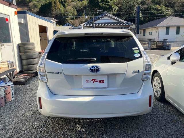 プリウスアルファ Ｓ　ＥＴＣ　バックカメラ　ナビ　アルミホイール　オートライト　スマートキー　電動格納ミラー　ＣＶＴ　盗難防止システム　衝突安全ボディ　ＡＢＳ　エアコン　パワーステアリング　パワーウィンドウ（26枚目）