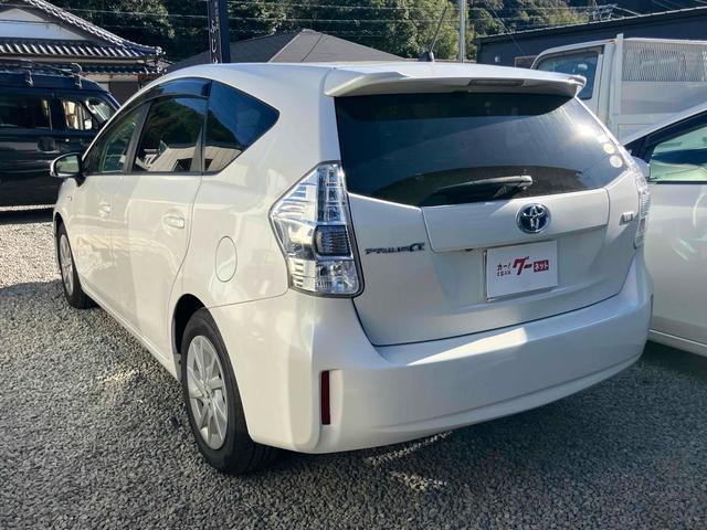 プリウスアルファ Ｓ　ＥＴＣ　バックカメラ　ナビ　アルミホイール　オートライト　スマートキー　電動格納ミラー　ＣＶＴ　盗難防止システム　衝突安全ボディ　ＡＢＳ　エアコン　パワーステアリング　パワーウィンドウ（27枚目）