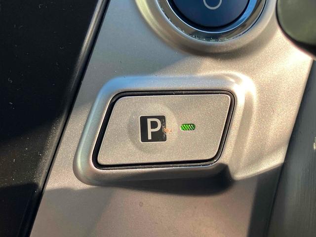 プリウスアルファ Ｓ　ＥＴＣ　バックカメラ　ナビ　アルミホイール　オートライト　スマートキー　電動格納ミラー　ＣＶＴ　盗難防止システム　衝突安全ボディ　ＡＢＳ　エアコン　パワーステアリング　パワーウィンドウ（39枚目）