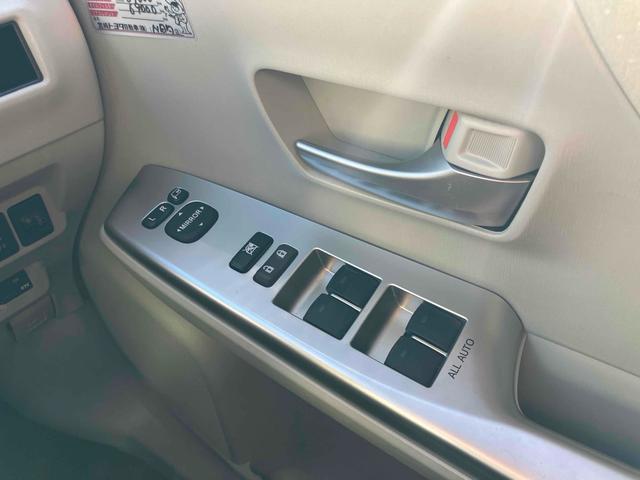 プリウスアルファ Ｓ　ＥＴＣ　バックカメラ　ナビ　アルミホイール　オートライト　スマートキー　電動格納ミラー　ＣＶＴ　盗難防止システム　衝突安全ボディ　ＡＢＳ　エアコン　パワーステアリング　パワーウィンドウ（55枚目）