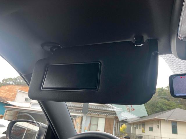 クライスラー・３００ ３００リミテッド　左ハンドル　ＥＴＣ　オートクルーズコントロール　アルミホイール　オートライト　ＡＴ　キーレスエントリー　ＣＤ　ＥＳＣ　エアコン　パワーステアリング（45枚目）