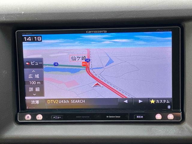 スクラム 　４ＷＤ　ＭＴ　ナビ　ＴＶ　バックカメラ　両側スライドドア　キーレスエントリー　エアコン　パワーウィンドウ　運転席エアバッグ　助手席エアバッグ　ＣＤ　ＵＳＢ　ミュージックプレイヤー接続可（5枚目）