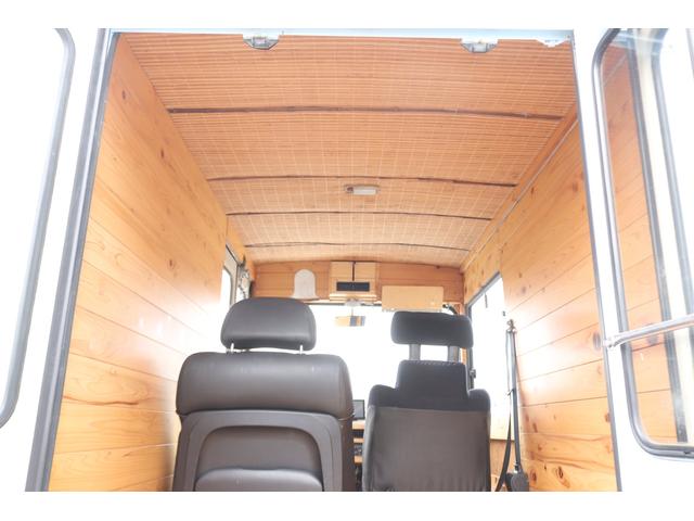 ダイハツ ミラウォークスルーバン 移動販売車 キッチンカー ベース ルーフキャリア １名乗車 ウッド内装 社外ハンドル 129 0万円 平成元年 19年 佐賀県 中古車 価格 Com