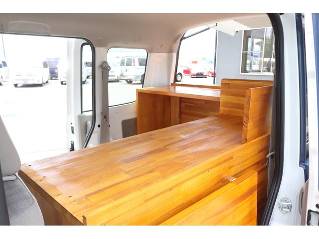 エブリイ 移動販売車 キッチンカー AT 2WD 再塗装済み シンク サイド・リヤ販売窓口 カウンターテーブル ホイールキャップ ポリタンク メニューボード 床板 4ナンバー 軽自動車 PS AC(37枚目)