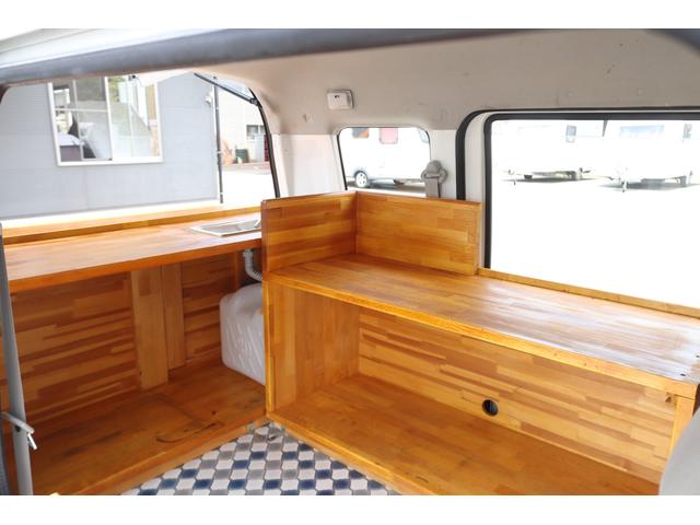 エブリイ 移動販売車 キッチンカー AT 2WD 再塗装済み シンク サイド・リヤ販売窓口 カウンターテーブル ホイールキャップ ポリタンク メニューボード 床板 4ナンバー 軽自動車 PS AC(38枚目)