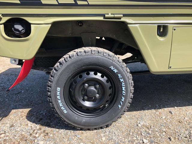 ハイゼットトラック スペシャル　４ＷＤ　カスタム　５速　エアコントラスタサイドパネル　トラスタアオリデカール　トラスタメッキフロントグリル　トラスタ泥除け　リフトアップキット　バンパーガード　ホワイトレターブロックタイヤ新品　全塗装（36枚目）