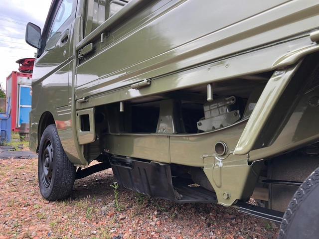 ハイゼットトラック スペシャル　４ＷＤ　ＭＴ　エアコン　パワステ　レザーシートカバー新品　ボディー・フレーム全塗装済み（31枚目）