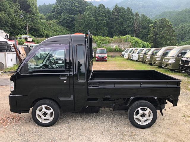 ハイゼットトラック ジャンボ　４ＷＤ　ＭＴ　アルミホイール　エアコン　パワステ　レザーシートカバー新品（18枚目）