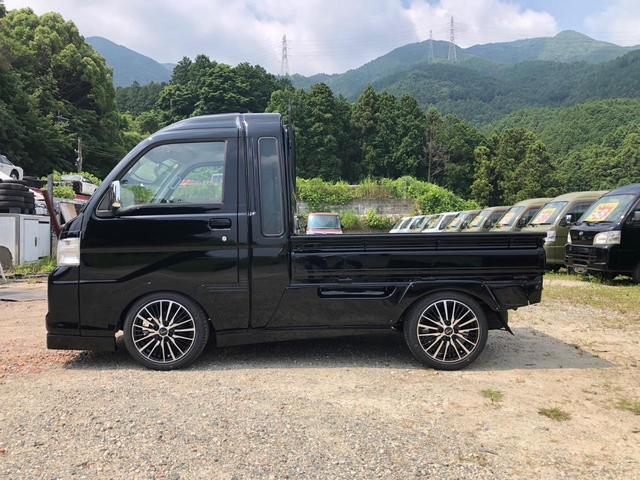 ハイゼットトラック エアコン・パワステ　スペシャル　４ＷＤ　エアコン　パワステ　パワーウインド　トラスタフルエアロ（フロントスポイラー、サイドパネル、サイドステップ、アイライン）　トラスタローフォルム前後フェンダー　トラスタ泥避け（19枚目）