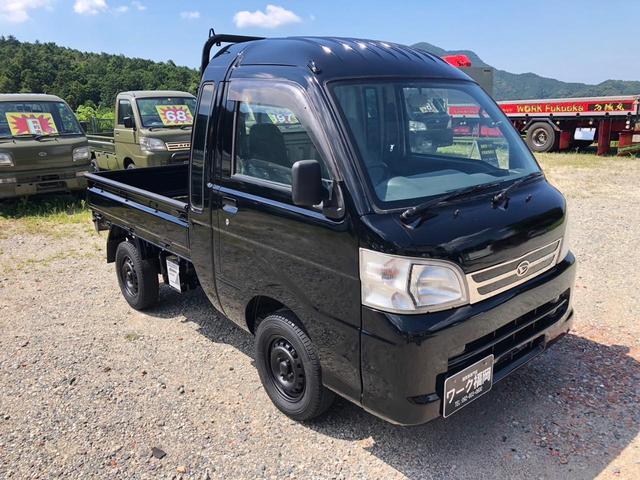 ハイゼットトラック ジャンボ　４ＷＤ　ＭＴ　エアコン　パワーステアリング　パワーウィンドウ　ＣＤ　ボディー・フレーム全塗装済み（4枚目）