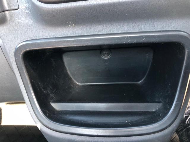 ハイゼットトラック ジャンボ　４ＷＤ　ＭＴ　エアコン　パワーステアリング　パワーウィンドウ　ＣＤ　ボディー・フレーム全塗装済み（29枚目）