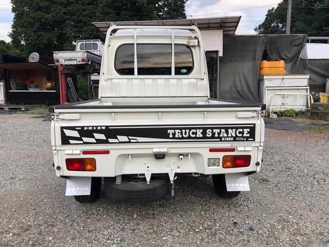 ハイゼットトラック ジャンボ　４ＷＤ　デフロック付　エアコン　パワステ　パワーウインド　トラスタフルエアロ（フロントスポイラー、サイドパネル、サイドステップ、アイライン）　トラスタ泥避け　１５インチ社外アルミ（新品）タイヤ４本新品（17枚目）