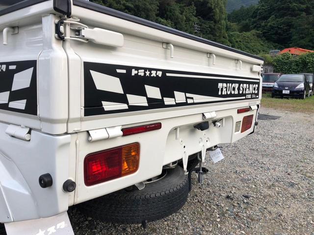 ハイゼットトラック ジャンボ　４ＷＤ　デフロック付　エアコン　パワステ　パワーウインド　トラスタフルエアロ（フロントスポイラー、サイドパネル、サイドステップ、アイライン）　トラスタ泥避け　１５インチ社外アルミ（新品）タイヤ４本新品（29枚目）