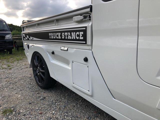 ハイゼットトラック ジャンボ　４ＷＤ　デフロック付　エアコン　パワステ　パワーウインド　トラスタフルエアロ（フロントスポイラー、サイドパネル、サイドステップ、アイライン）　トラスタ泥避け　１５インチ社外アルミ（新品）タイヤ４本新品（47枚目）