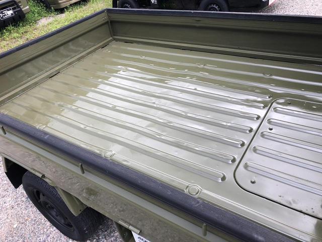 ハイゼットトラック 　２ＷＤ　エアコン　レザーシートカバー新品　軽トラック　ＭＴ　ＥＴＣ　ボディー・フレーム全塗装済み（33枚目）