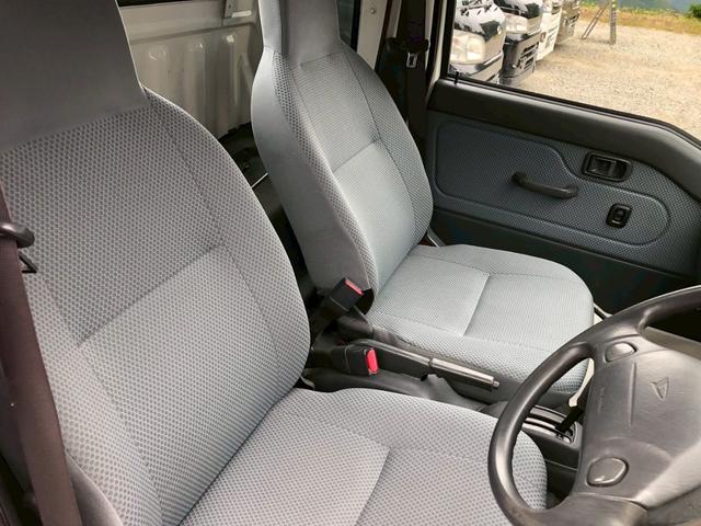 ハイゼットトラック ジャンボ　２ＷＤ　ＡＴ車　エアコン　パワーステアリング　パワーウィンドウ　運転席エアバッグ　ＣＤ（12枚目）