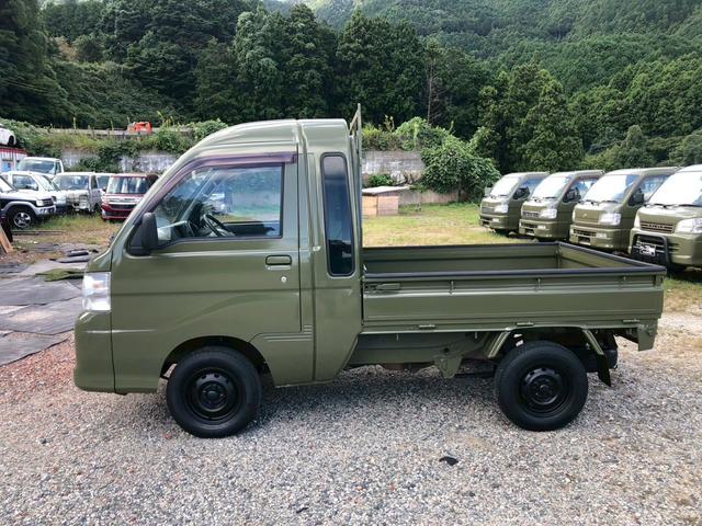 ハイゼットトラック ジャンボ　４ＷＤ　５速ＭＴ　エアコン　パワステ　パワーウィンドウ　車検令和９年１月（9枚目）
