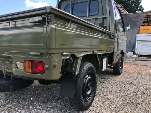 ハイゼットトラック ジャンボ　４ＷＤ　５速ＭＴ　エアコン　パワステ　パワーウィンドウ　車検令和９年１月（18枚目）