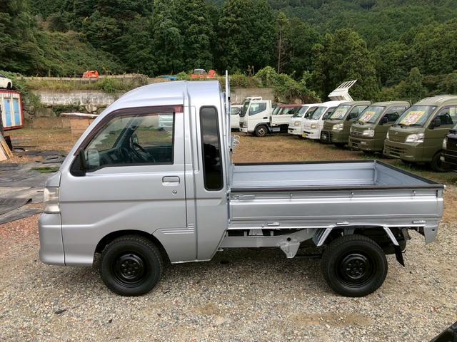 ハイゼットトラック ジャンボ　ＭＴ　エアコン　パワステ　パワーウィンドウ　レザーシートカバー新品（20枚目）