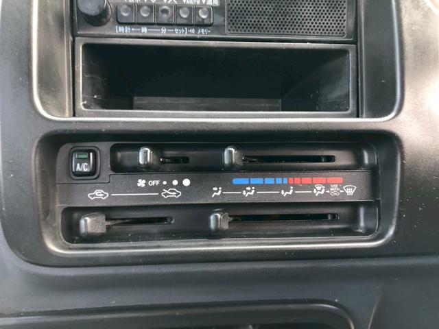 ハイゼットトラック ジャンボ　４ＷＤ　ＭＴ　エアコン　パワステ　パワーウィンドウ　タイミングチェーン　６ヶ月距離無制限保証（4枚目）