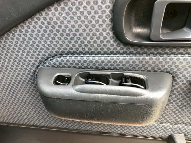 ハイゼットトラック ジャンボ　４ＷＤ　ＭＴ　エアコン　パワステ　パワーウィンドウ　タイミングチェーン　６ヶ月距離無制限保証（8枚目）