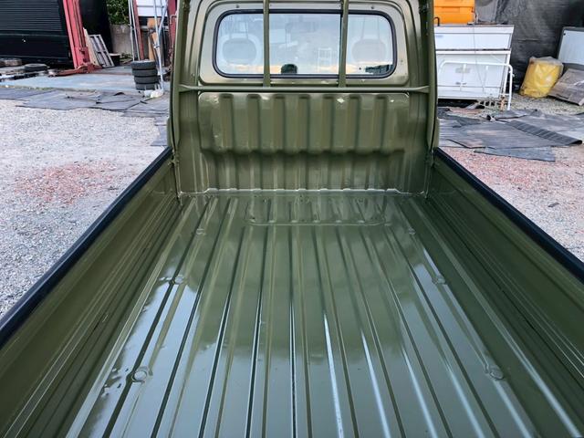 ハイゼットトラック 　２ＷＤ　ＡＴ車　オートマ　エアコン　ＣＤ　ＭＤ（16枚目）