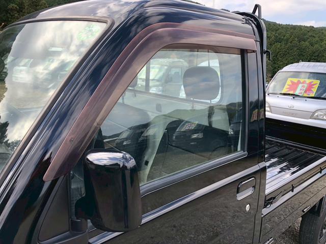ハイゼットトラック 4WD デフロック付き 5速MT エアコン パワステ レザーシート新品 ボディー・フレーム全塗装済み(13枚目)