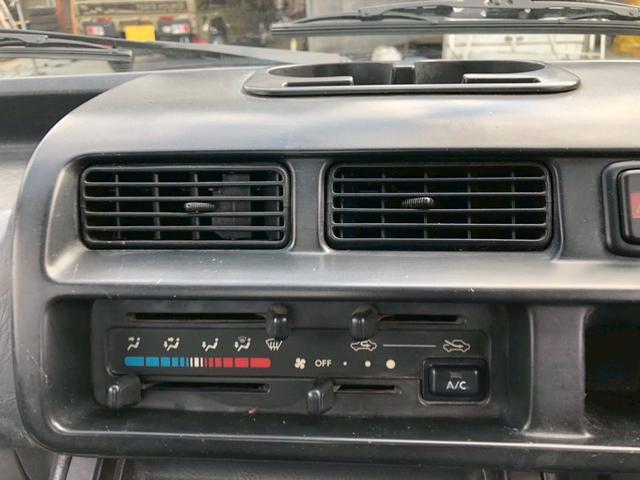 ハイゼットトラック 4WD デフロック付き 5速MT エアコン パワステ レザーシート新品 ボディー・フレーム全塗装済み(14枚目)