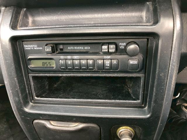 ハイゼットトラック 4WD デフロック付き 5速MT エアコン パワステ レザーシート新品 ボディー・フレーム全塗装済み(15枚目)