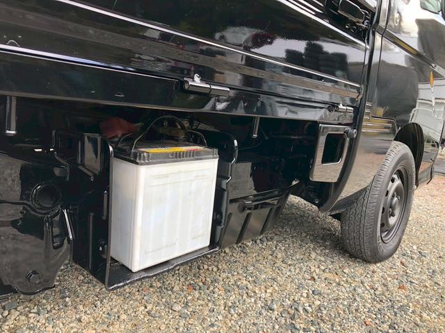 ハイゼットトラック 4WD デフロック付き 5速MT エアコン パワステ レザーシート新品 ボディー・フレーム全塗装済み(19枚目)