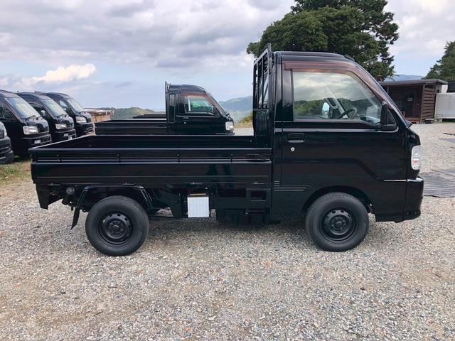 ハイゼットトラック 4WD デフロック付き 5速MT エアコン パワステ レザーシート新品 ボディー・フレーム全塗装済み(26枚目)