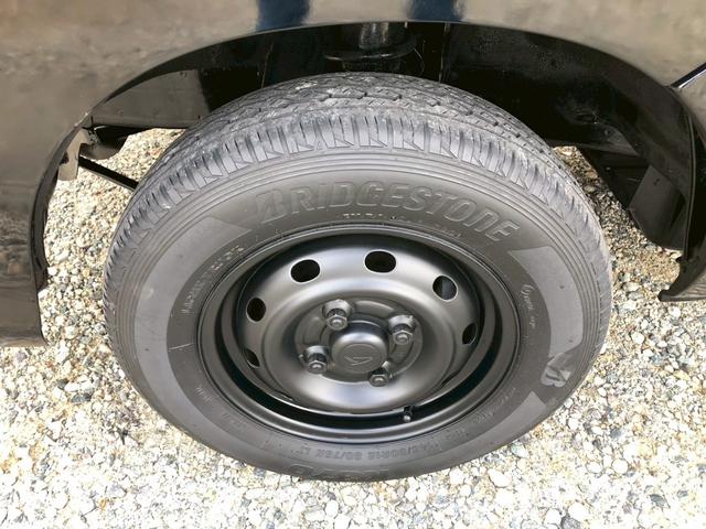 ハイゼットトラック 4WD デフロック付き 5速MT エアコン パワステ レザーシート新品 ボディー・フレーム全塗装済み(33枚目)