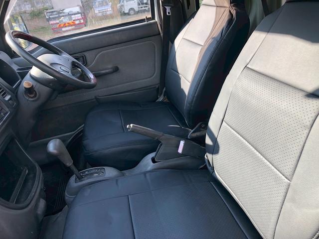 ハイゼットトラック ジャンボ　２ＷＤ　オートマ車　エアコン　パワステ　パワーウィンドウ　レザーシートカバー新品　アルミホイール　ボディー・フレーム全塗装済み（12枚目）