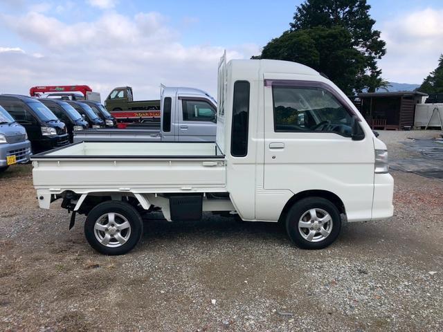 ハイゼットトラック ジャンボ　４ＷＤ　５速ＭＴ　エアコン　パワステ　パワーウィンドウ　タイミングチェーン（5枚目）