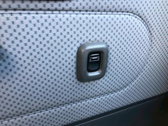 ハイゼットトラック ジャンボ　４ＷＤ　ＡＴ車　エアコン　パワステ　パワーウインドウ　アルミホイール　ボディー・フレーム全塗装済み（7枚目）