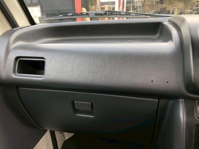 ハイゼットトラック 　ＡＴ車　２ＷＤ　エアコン　オートマ　レザーシートカバー新品　タイミングベルト交換済み　ボディー＆フレーム全塗装済み　軽トラック（10枚目）