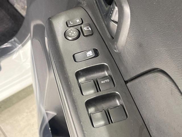 ハイブリッドFX 純正CDオーディオ シートヒーター 禁煙車 アイドリングストップ オートエアコン 電動格納ミラー キーレスエントリー 盗難防止システム 横滑り防止装置(6枚目)
