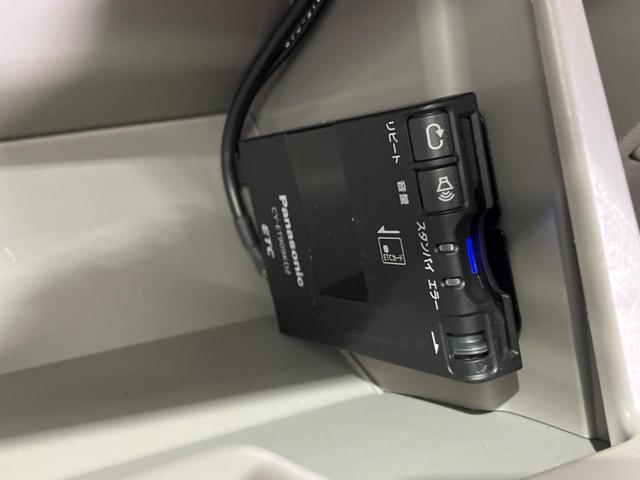 G ケンウッド製ナビ オートエアコン 純正14インチアルミ DVD再生 アイドリングストップ キーレスエントリー ETC 電動格納ミラー フロントフォグランプ ベージュ内装(4枚目)