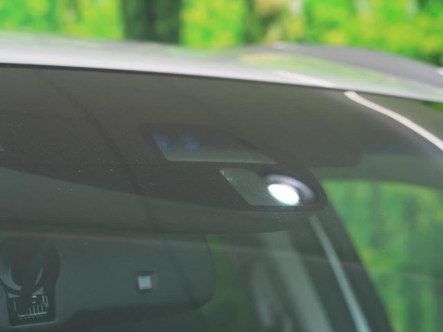 ハイブリッドZ 純正ナビ/フルセグ バックカメラ 衝突軽減 LEDヘッド/オートライト 禁煙車 前席シートヒーター ハーフレザーシート クルーズコントロール 純正17AW スマートキー オートエアコン(8枚目)
