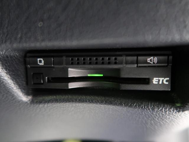 ハイブリッドG 純正ナビ バックカメラ 両側電動ドア LEDヘッド/オートライト 衝突軽減 禁煙車 オートエアコン 7人乗 スマートキー 電動格納ミラー ETC ドライブレコーダー(8枚目)