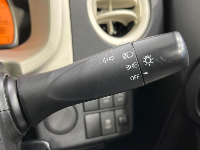 L 禁煙車 CDオーディオ 衝突軽減ブレーキ 誤発進抑制装置 アイドリングストップ クリアランスソナー シートヒーター トラクションコントロール セキュリティアラーム(11枚目)