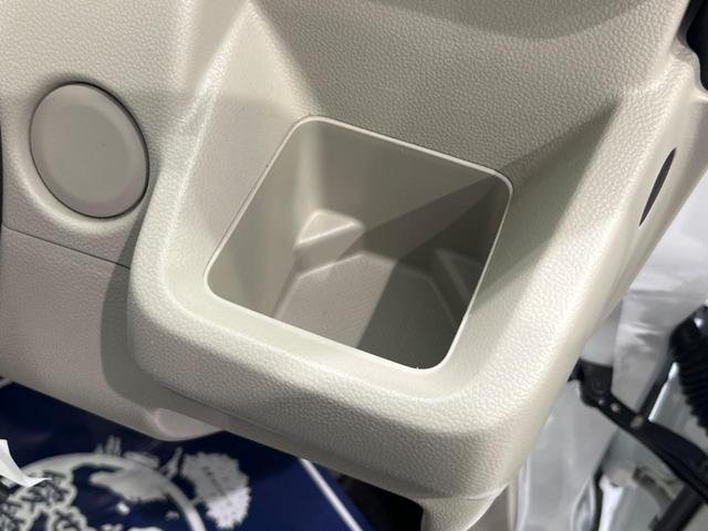 FA 禁煙車 CDオーディオ AUX トラクションコントロール 電動格納ミラー ドアバイザー 横滑り防止装置 ミュージックプレイヤー接続可能 衝突安全ボディ(36枚目)