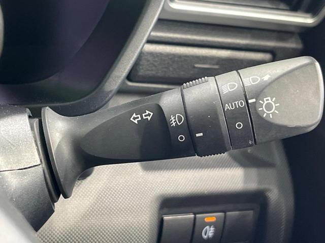 Z 禁煙車 純正ナビ 衝突軽減 アダプティブクルーズ LEDヘッド シーケンシャルターンランプ LEDリアフォグ レーンアシスト バックカメラ Bluetooth接続 ETC シートヒーター(10枚目)