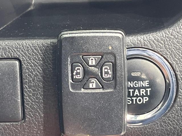 ZS 煌 特別仕様車 禁煙車 純正ナビ フリップダウンモニター 両側電動ドア HIDヘッド パドルシフト バックカメラ Bluetooth接続 ETC デュアルオートエアコン 7人乗 純正16インチアルミ(7枚目)