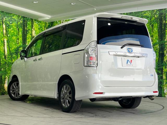 ZS 煌 特別仕様車 禁煙車 純正ナビ フリップダウンモニター 両側電動ドア HIDヘッド パドルシフト バックカメラ Bluetooth接続 ETC デュアルオートエアコン 7人乗 純正16インチアルミ(18枚目)