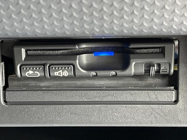 JスタイルII 特別仕様車 禁煙車 SDナビ 衝突軽減ブレーキ HIDヘッド シートヒーター バックカメラ Bluetooth接続 ETC 純正15インチアルミ アイドリングストップ(10枚目)
