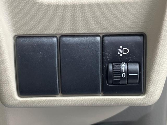 F 禁煙車 CDオーディオ セキュリティアラーム ベージュファブリックシート リモコンキー 一体可倒式シート トラクションコントロール(33枚目)